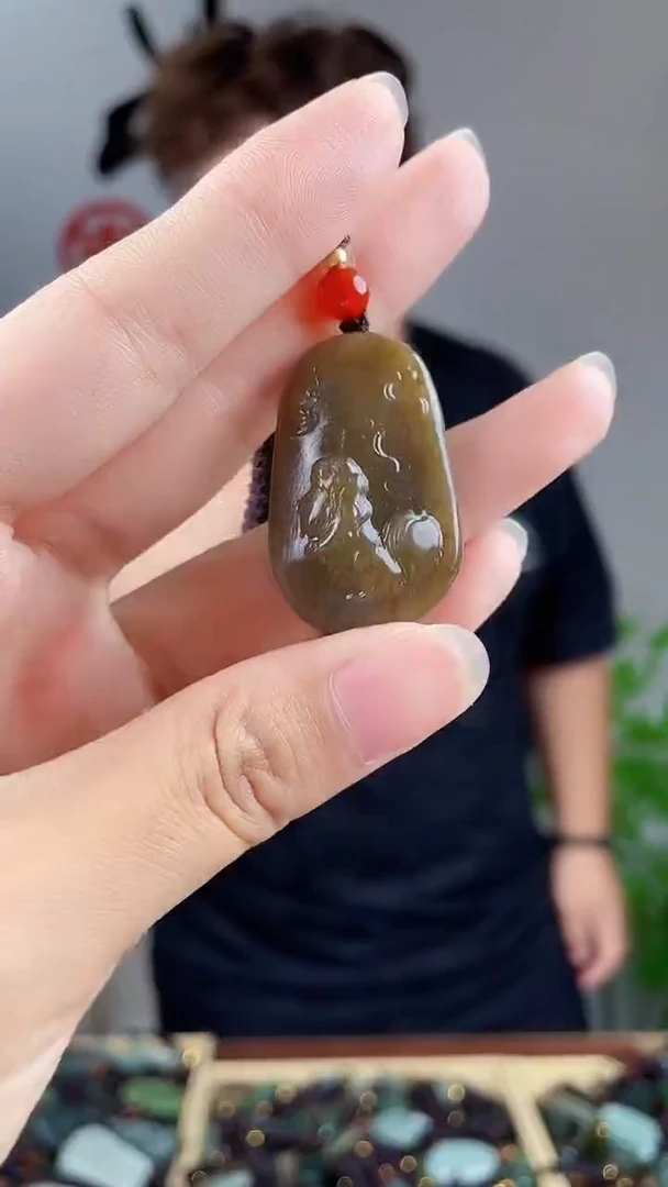 和田玉未镶嵌挂件拍一发一，多样性发货