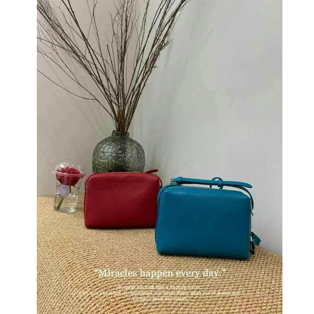 【薇薇绮】设计款小方包单肩斜跨休闲斜挎拉链包女士 D150