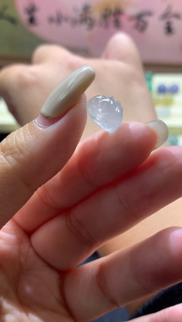 未镶嵌定制翡翠卡10.2*7mm