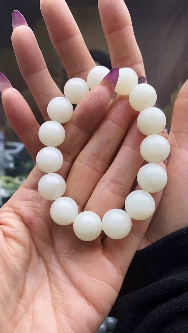 未镶嵌手串和田玉且末白14