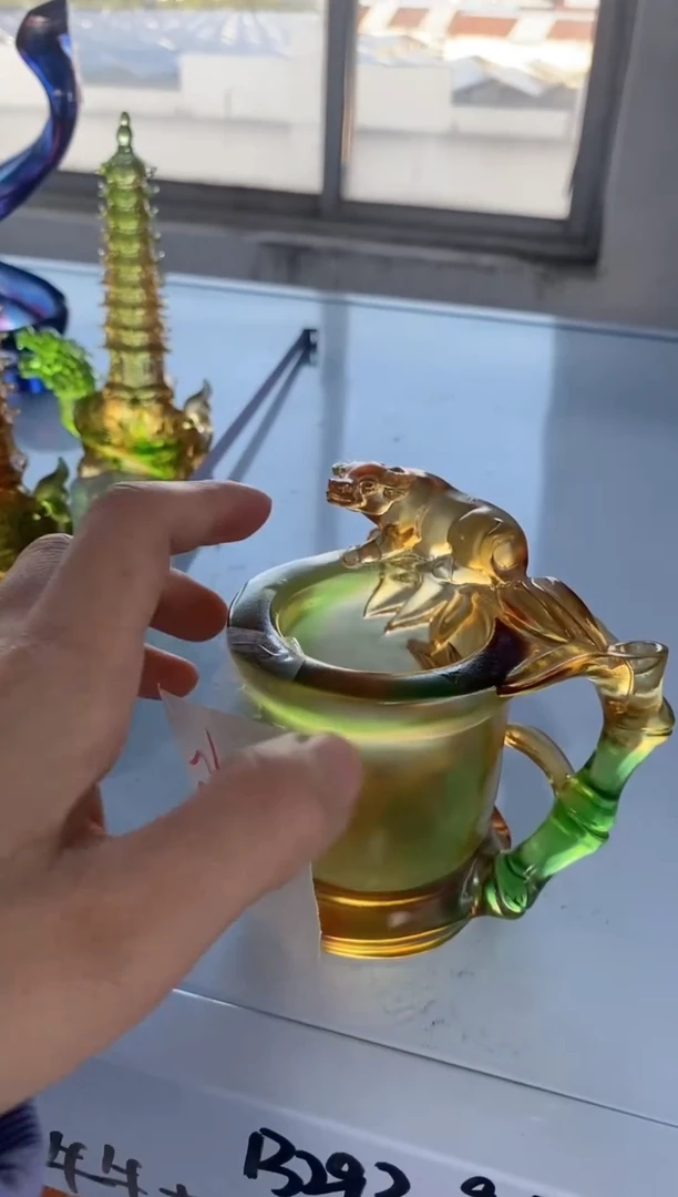 手工艺品琉璃876微瑕牛牛杯 古法琉璃 介意勿拍 不退不换