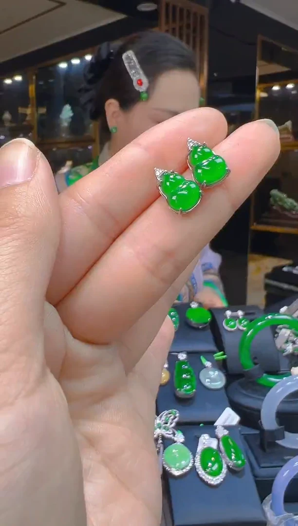 银S925镶嵌翡翠耳饰069(多样性发货发其一)