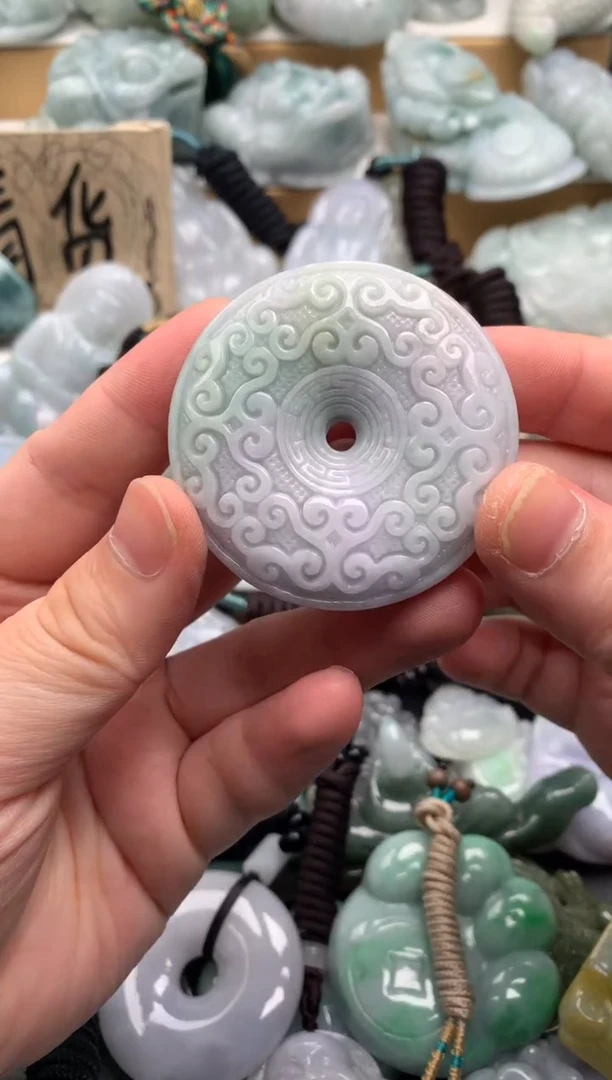 吊坠(不含链)未镶嵌翡翠1