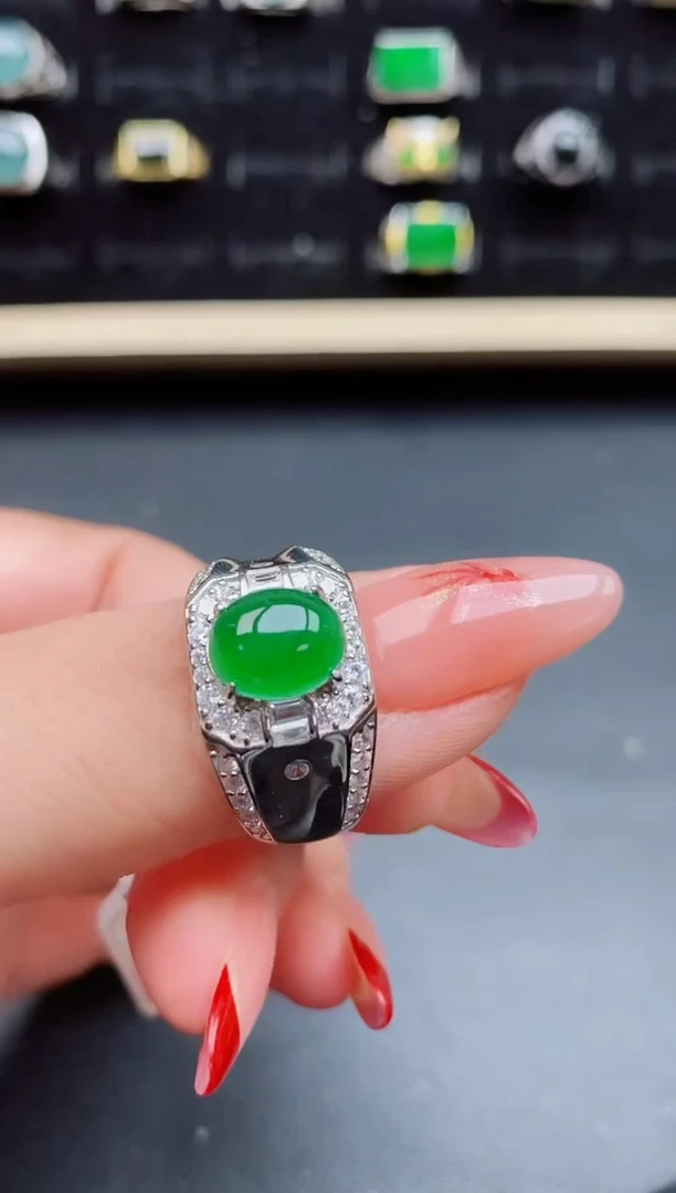 【闪购商品】翡翠戒指银S925镶嵌08608