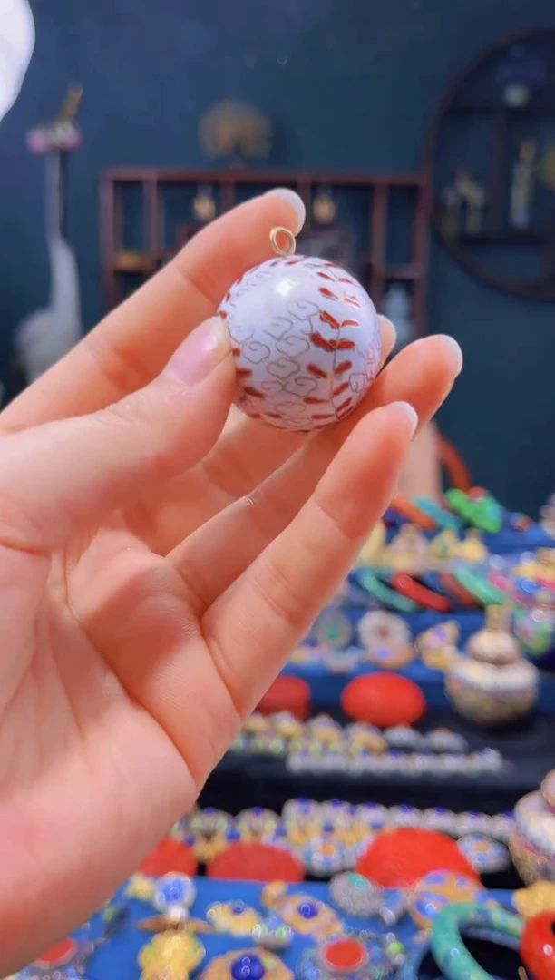 非遗绝技 景泰蓝珠子