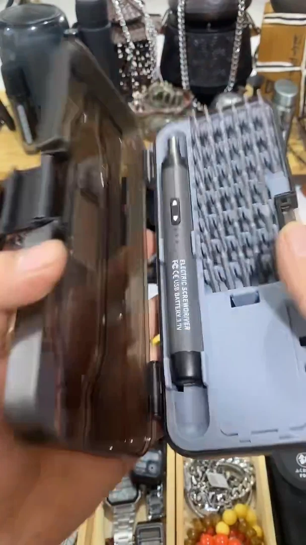 瓷片闪购商品  如图所示