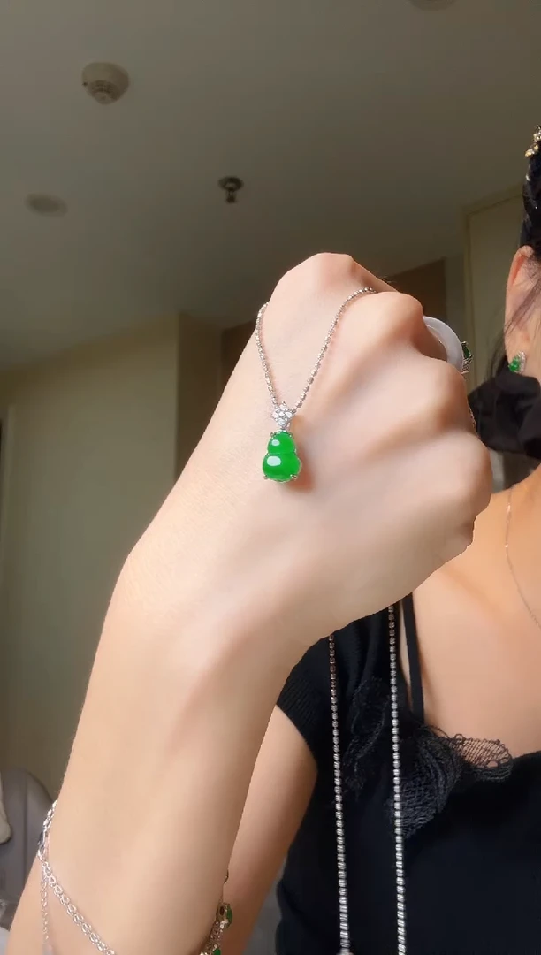 翡翠银S925镶嵌吊坠(不含链)天然翡翠吊坠