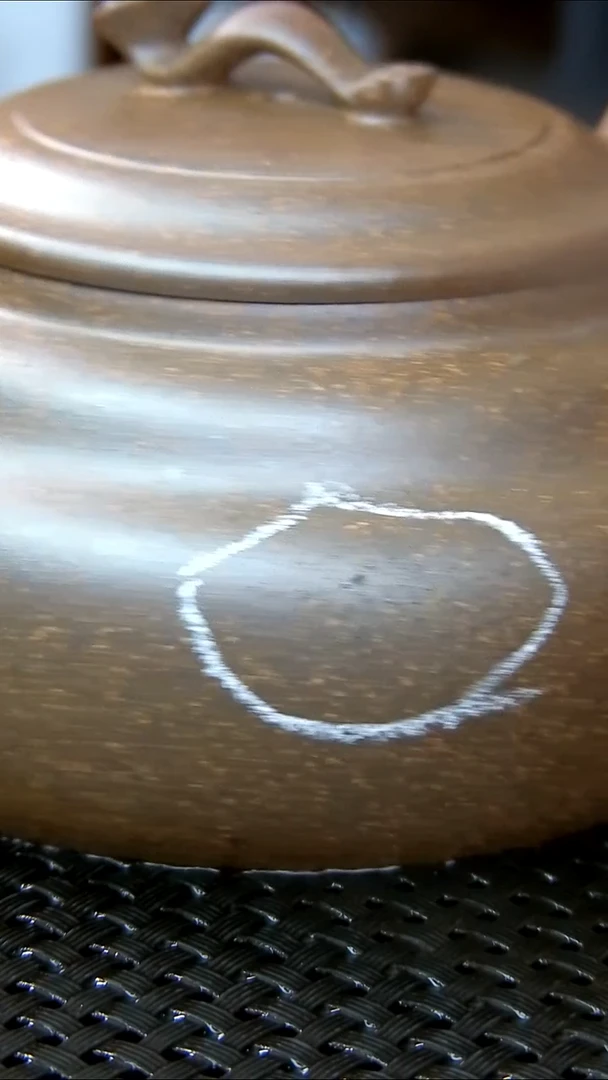 茶杯紫砂还原烧如意壶 ！   200CC    微瑕