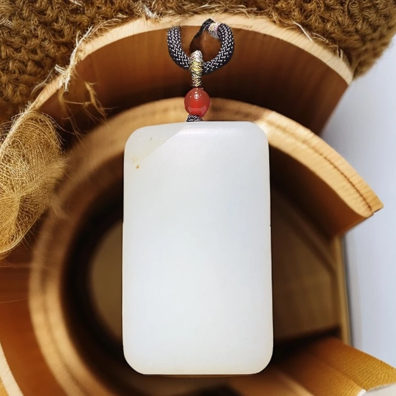 和田玉吊坠(不含链)未镶嵌