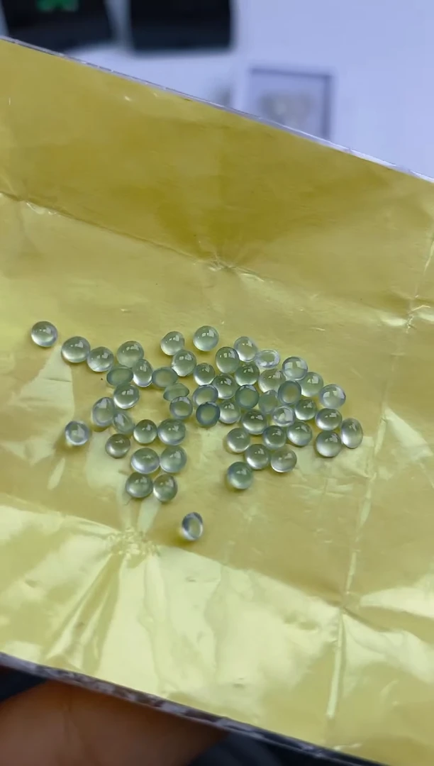 翡翠裸石天然翡翠蛋面11