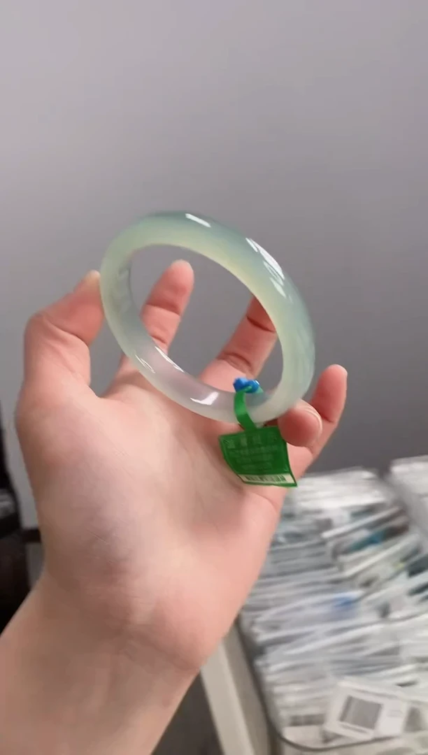 【闪购商品】玛瑙/玉髓手镯未镶嵌60圈