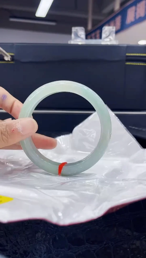 未镶嵌手镯翡翠24