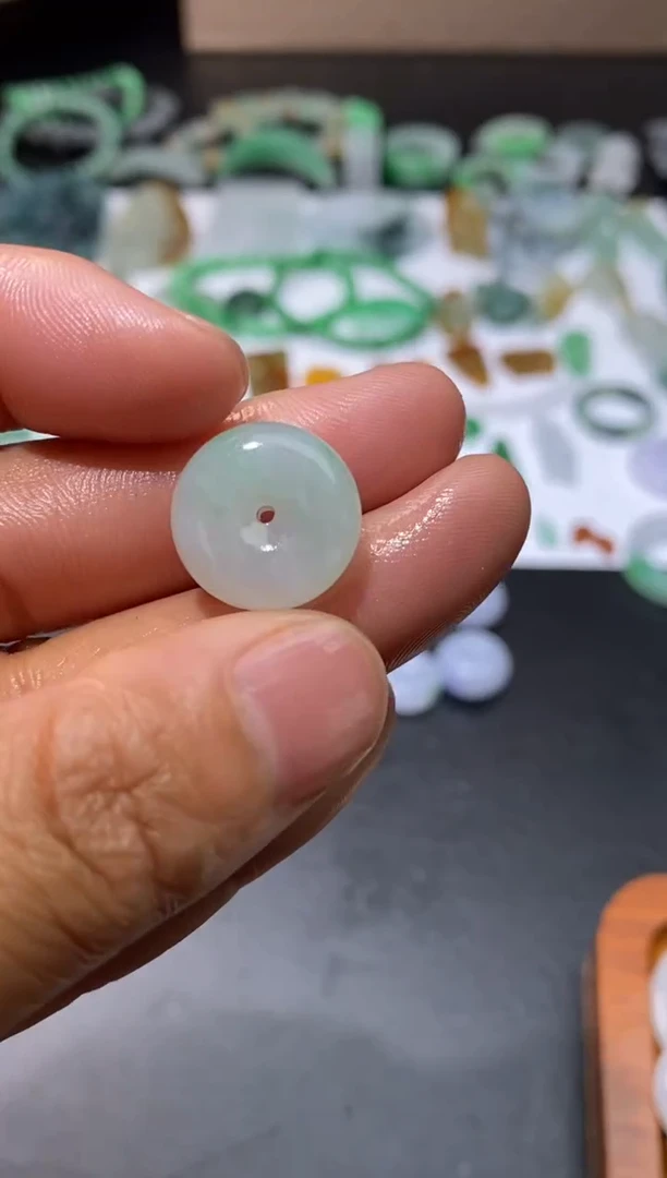 【闪购商品】定制翡翠未镶嵌翡翠毛货~