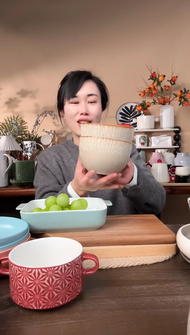 【闪购商品】瓷片5英寸点点碗二只微瑕