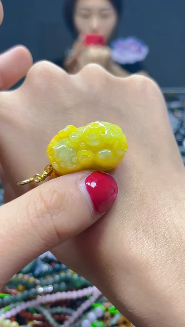 颈饰未镶嵌翡翠/L/翡翠A货，一件也是批发价