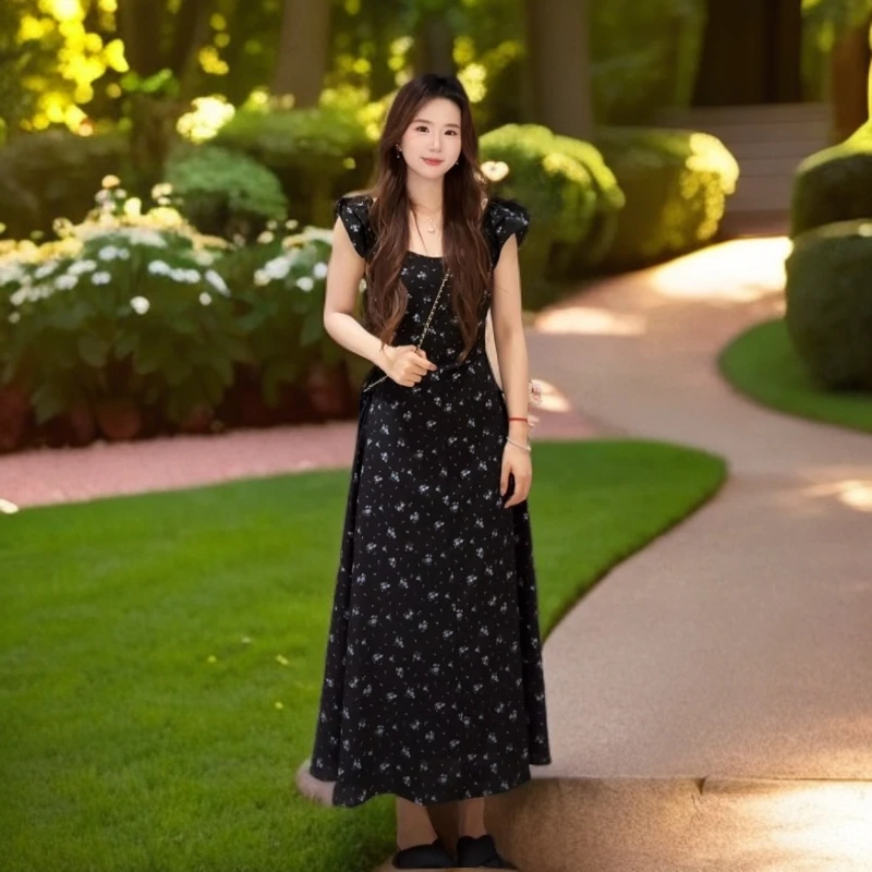 宿慕SUMU夏季碎花连衣裙2025新款复古时尚气质碎花显瘦长款后妈裙