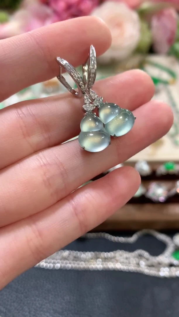18K金镶嵌翡翠耳饰c62