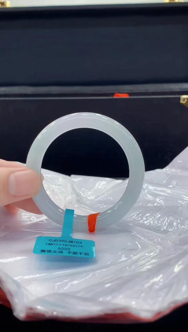 未镶嵌手镯翡翠翡翠手镯