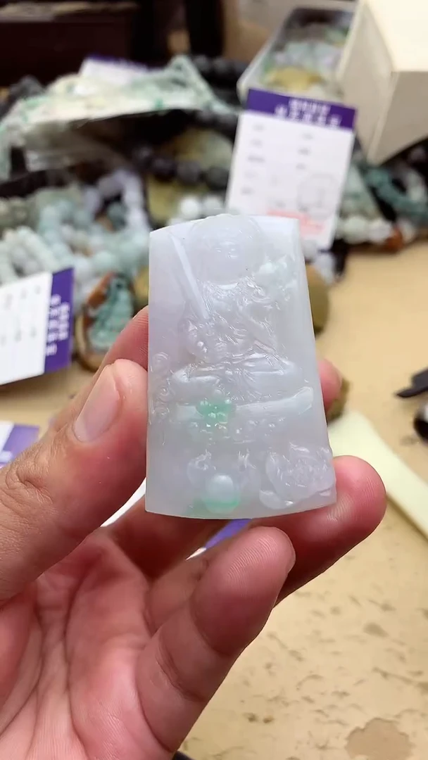 定制翡翠未镶嵌翡翠1
