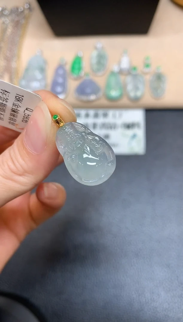 【闪购商品】翡翠颈饰18K金镶嵌财神【无服务费多样性发其一