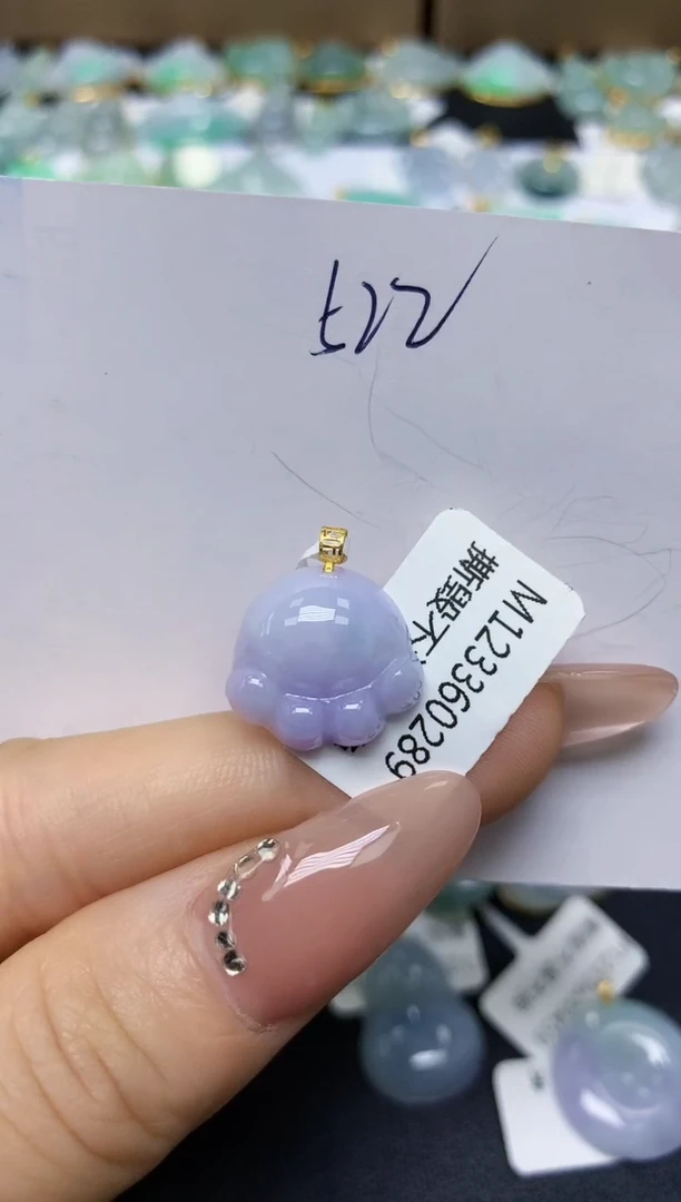 翡翠18K金镶嵌颈饰 天然翡翠A货