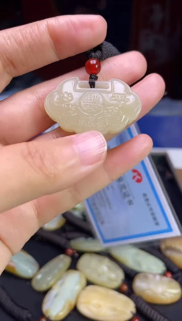 颈饰未镶嵌和田玉213