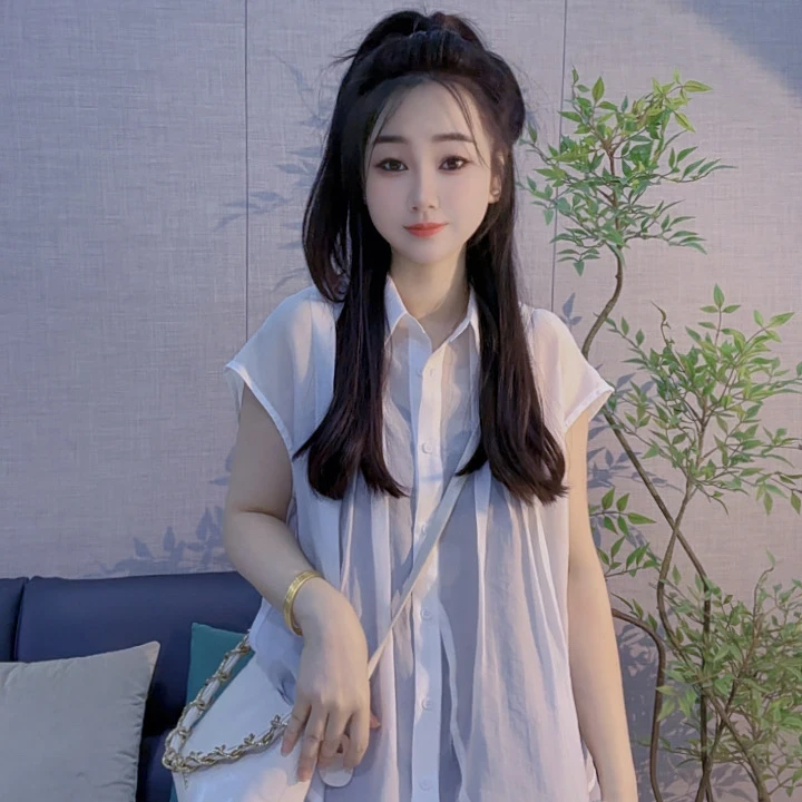 丹丹精选--2586129新款翻领单排扣设计感不规则拼接上衣
