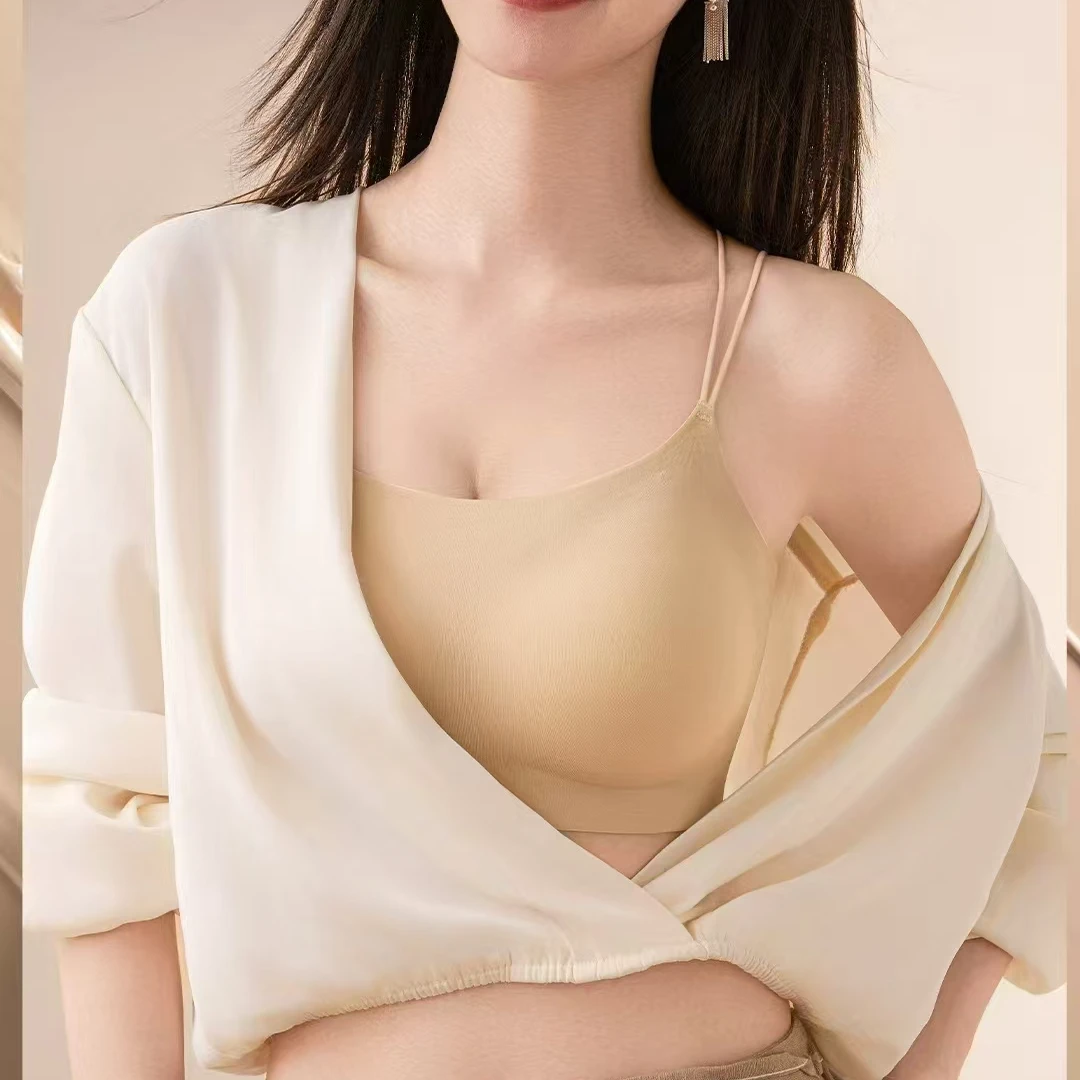 【彦丽家】新款粉底肤无痕美背超薄内衣聚拢款