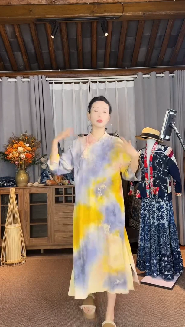 【闪购商品】设计师款花果染旗袍裙