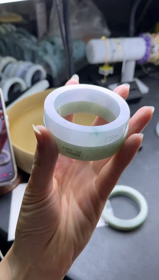 未镶嵌手镯定制翡翠翡翠手镯单样发一件