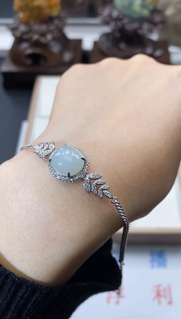 颈饰未镶嵌翡翠天然缅甸A货翡翠