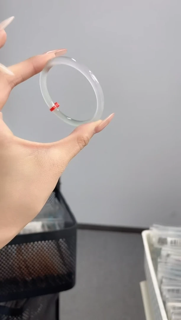 【闪购商品】玛瑙/玉髓手镯未镶嵌53-54圈