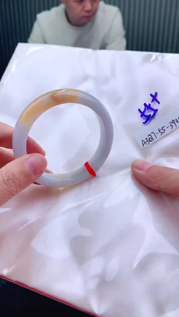 未镶嵌手镯翡翠55