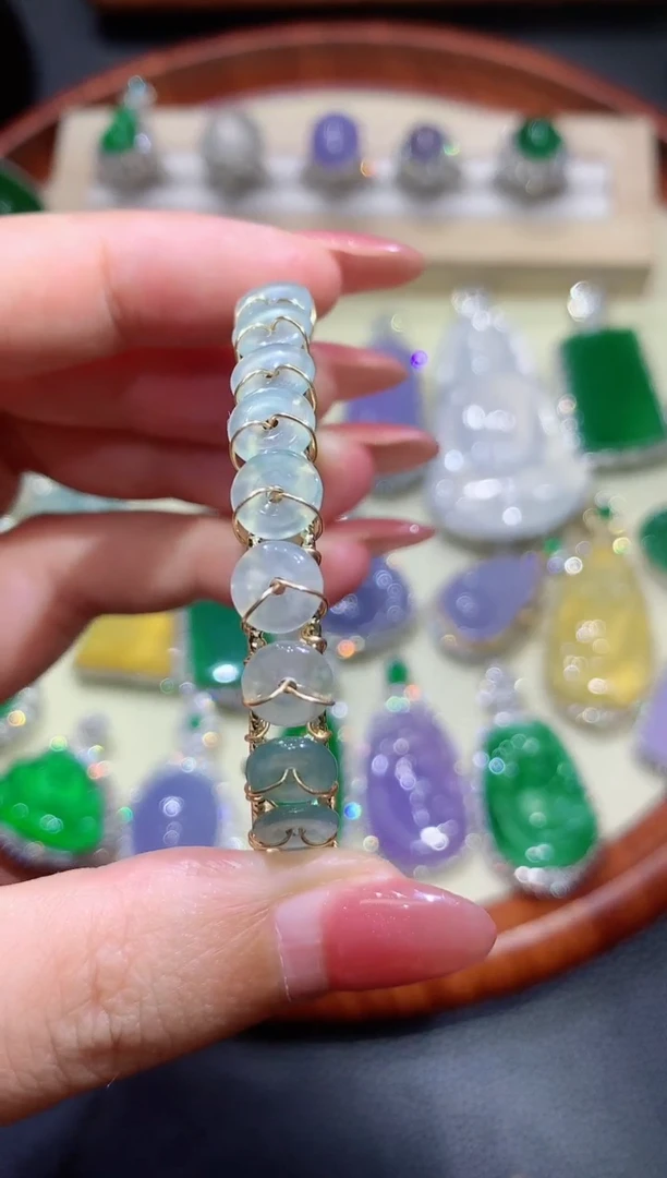 翡翠手镯未镶嵌团购