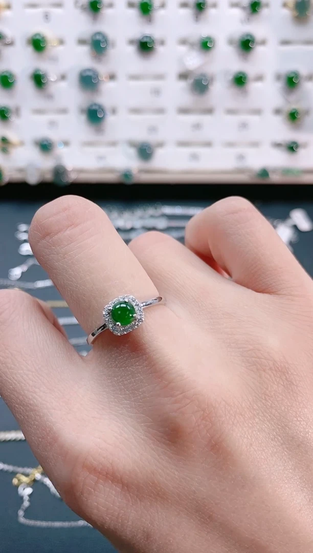 【闪购商品】翡翠戒指银S925镶嵌天然翡翠