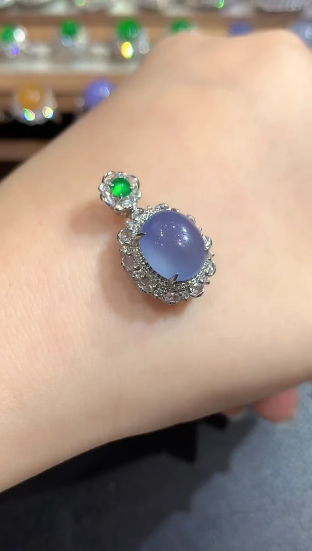 吊坠(不含链)18K金镶嵌翡翠128-吊坠