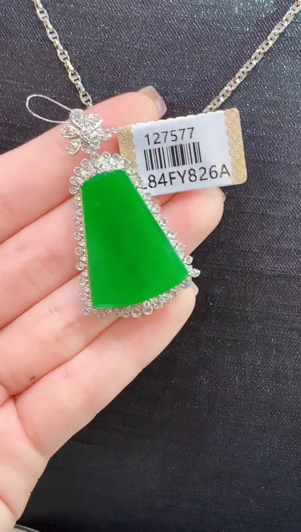 吊坠(不含链)18K金镶嵌翡翠多样性发其一