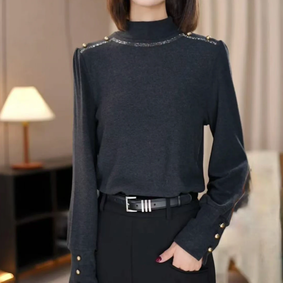 秋冬季印钻钉扣设计感新款女爆款打底衫