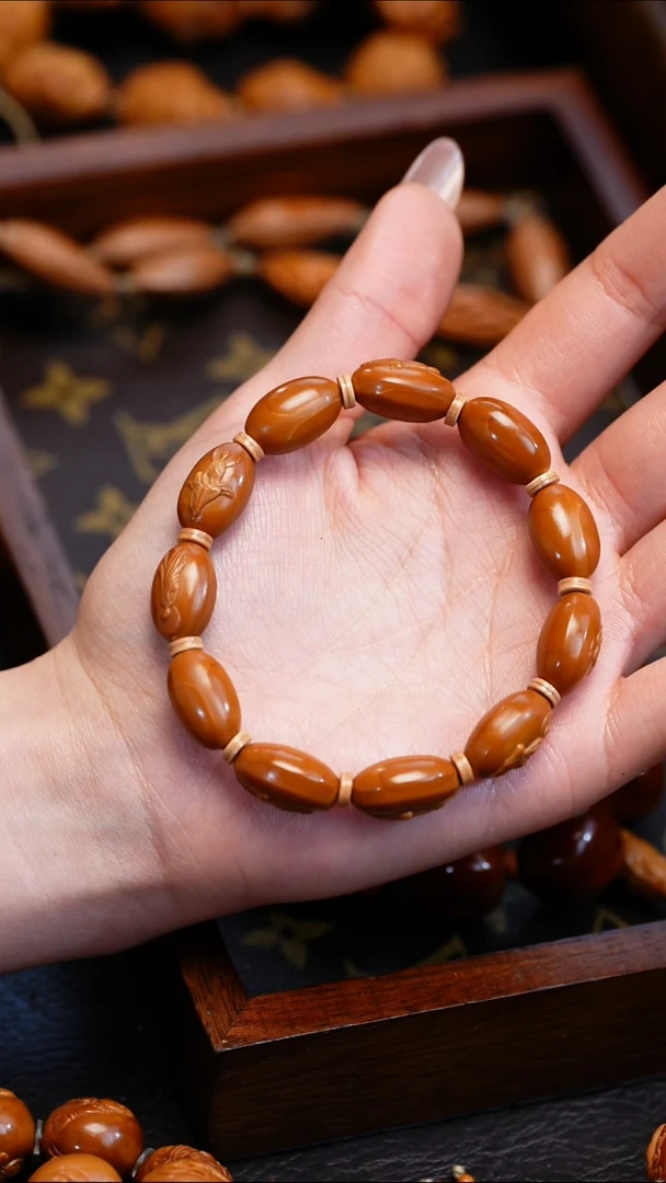 【闪购商品】橄榄核吊坠苏工橄榄核