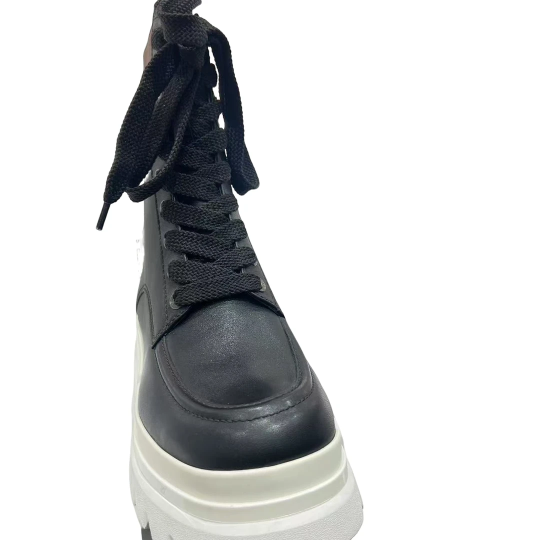 LUNA露娜 马丁靴骑士靴专柜正品断码清仓牛皮真皮亚光白底