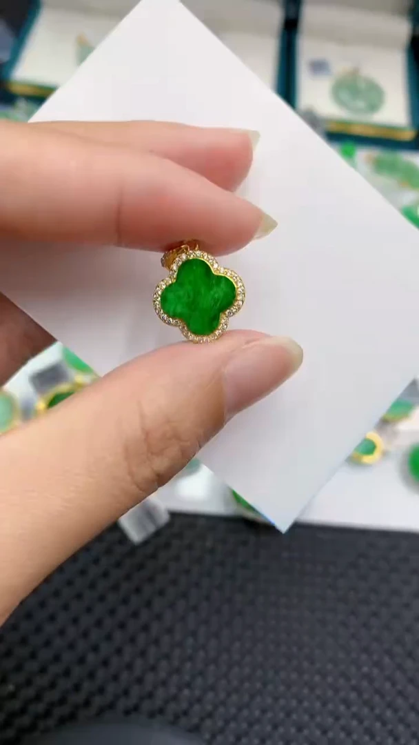 【闪购商品】翡翠颈饰银S925镶嵌            8