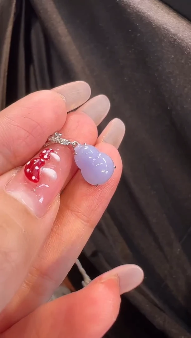 【闪购商品】翡翠颈饰18K金镶嵌吊坠