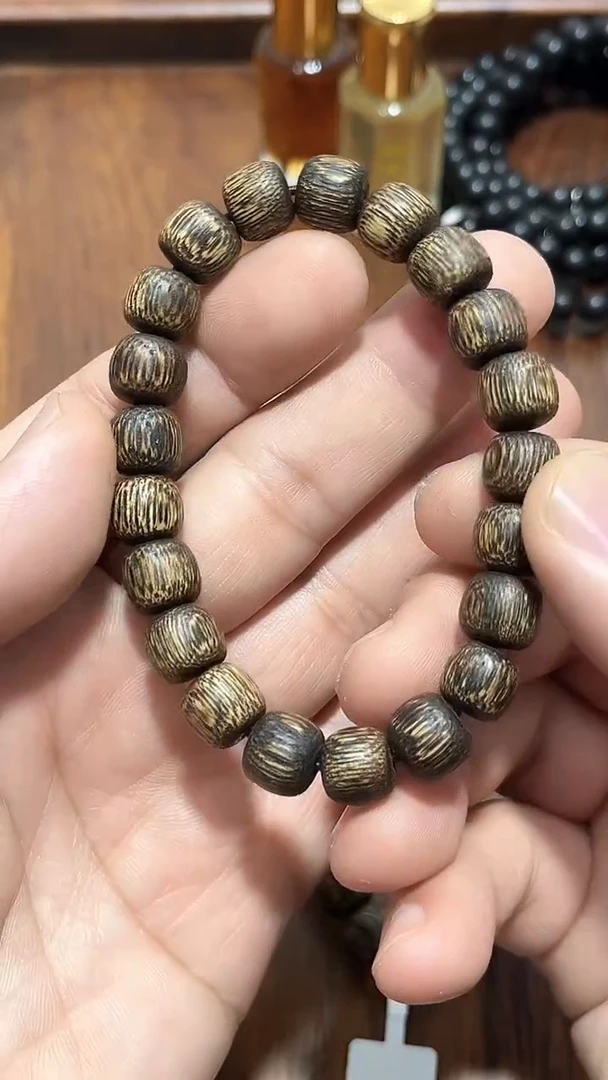 【闪购商品】檀香木精品推荐西马虎皮单圈1.0