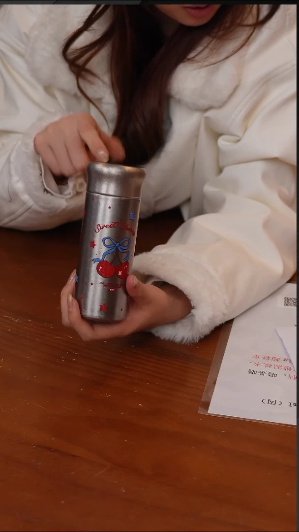 陶140-内外纯钛保温杯200ml（樱桃）
