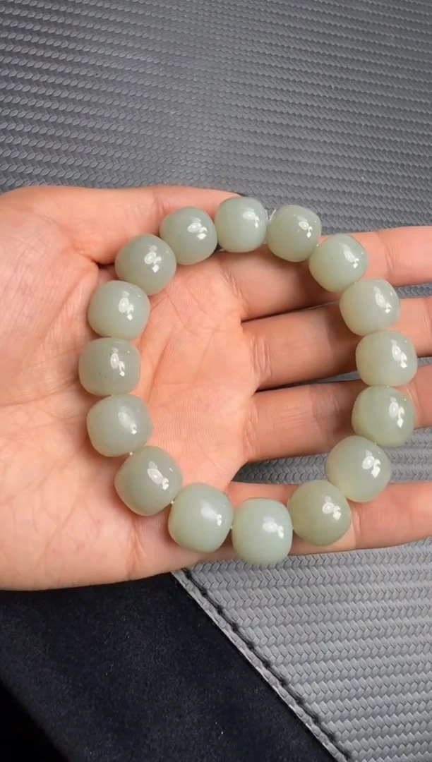 未镶嵌手串和田玉且末近矿微色差卡14老型手串