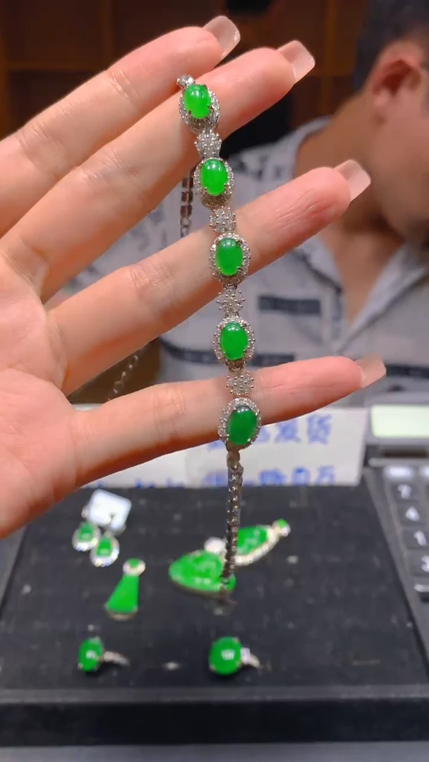 未镶嵌定制翡翠360多样性发货（发其一）