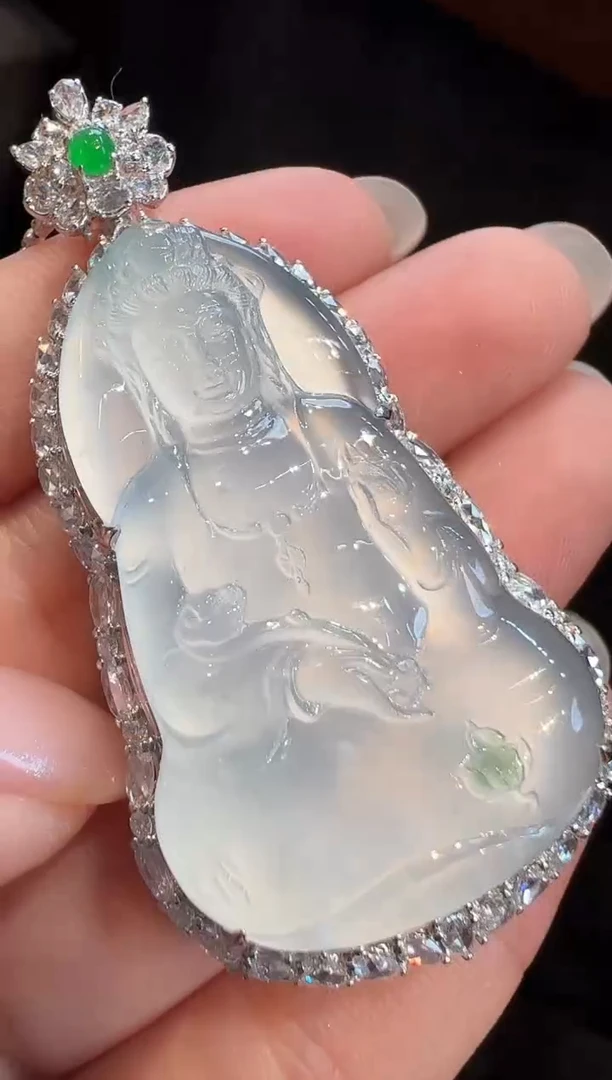 吊坠(不含链)18K金镶嵌翡翠AL6吊坠