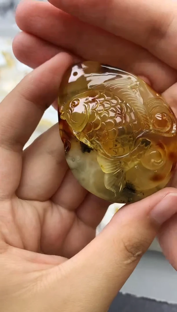 未镶嵌琥珀珠宝奇石278