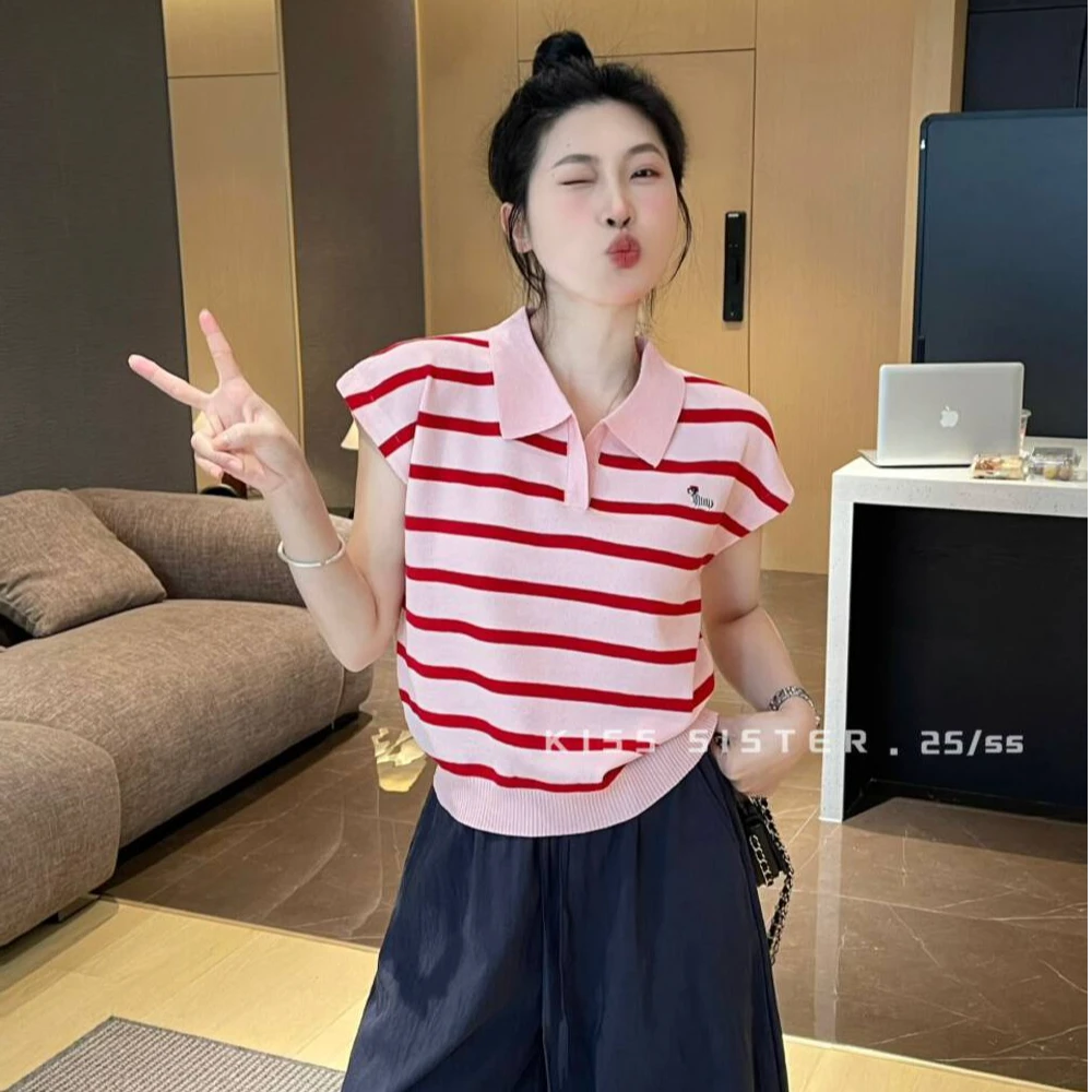 韩版刺绣polo领上衣女夏季轻薄条纹针织坎肩设计感飞飞袖遮肉T恤