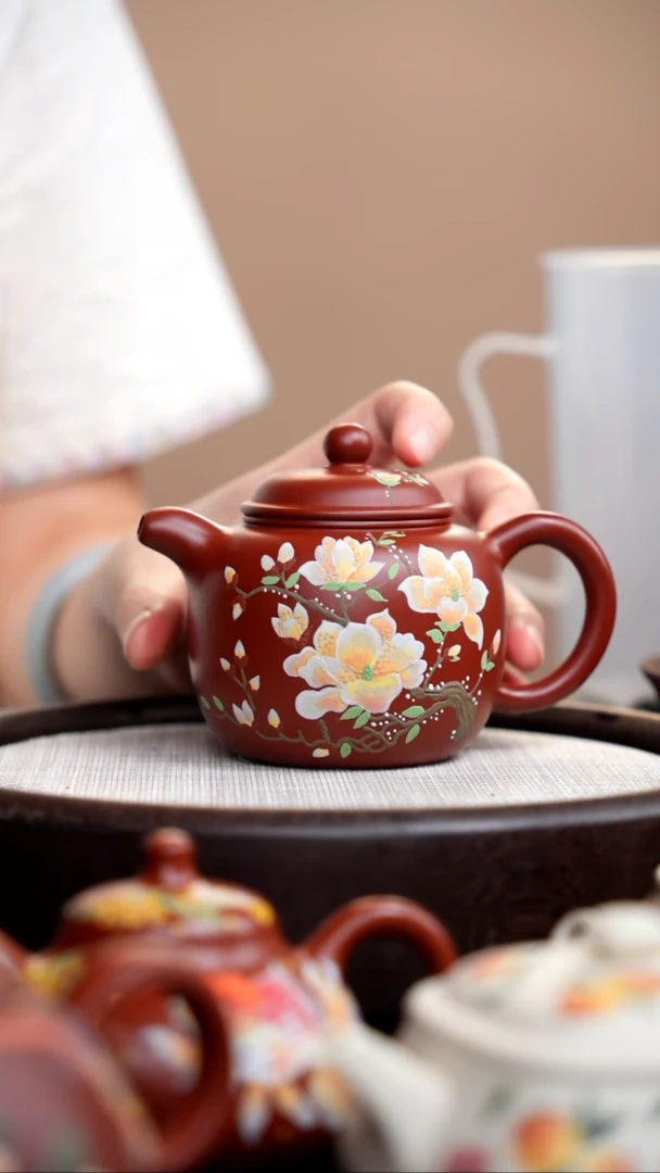 茶壶紫砂朱泥匏尊泥绘玉兰